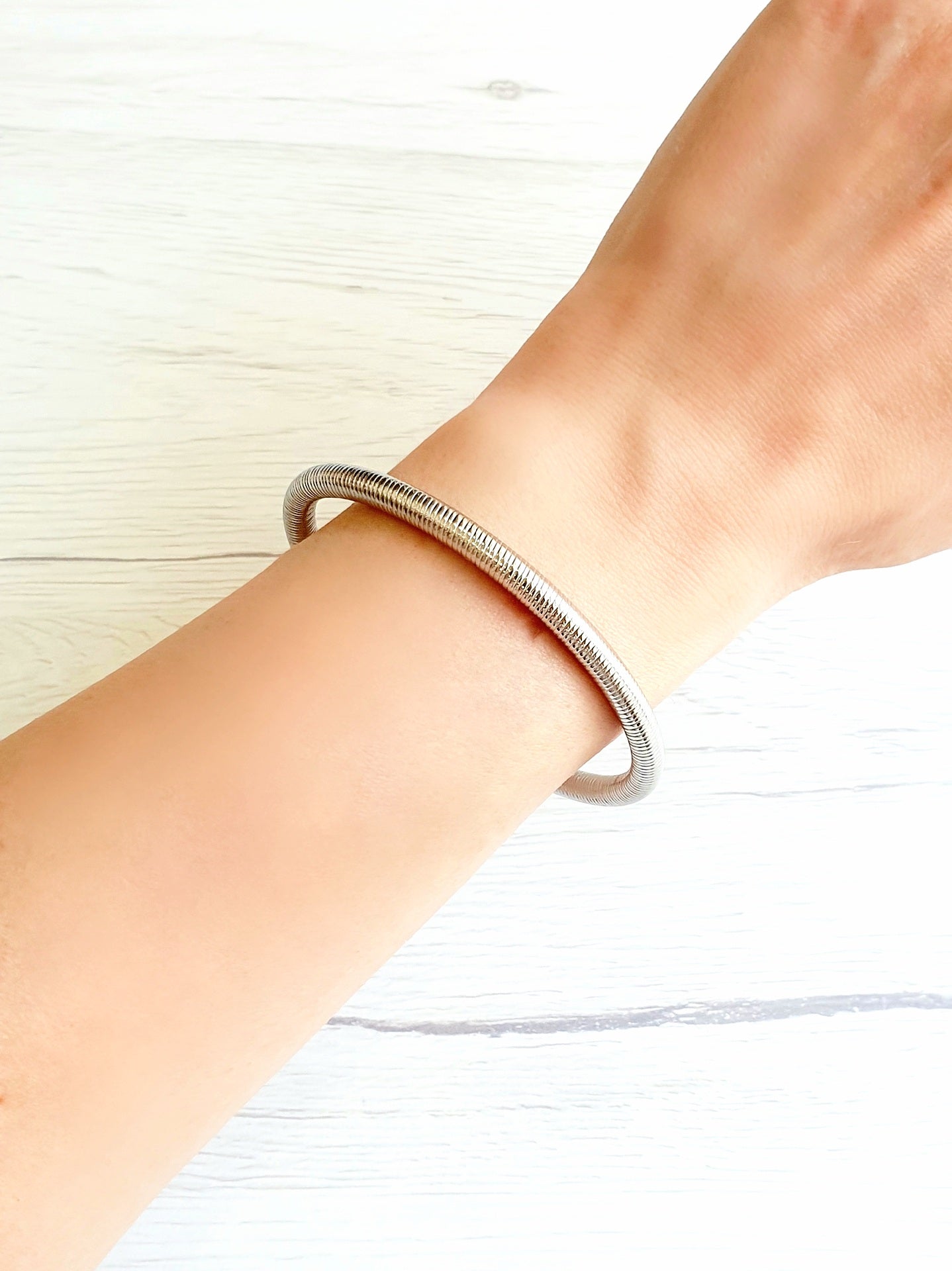 Bracciale Bangle "Hard Shellā Gold o Silver - 333HOPE333