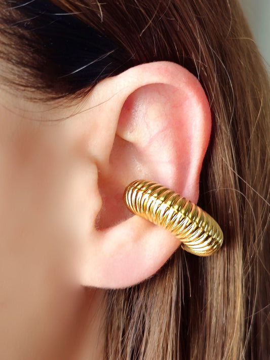Ear Cuff "Hard Shell" Gold o Silver - 333HOPE333