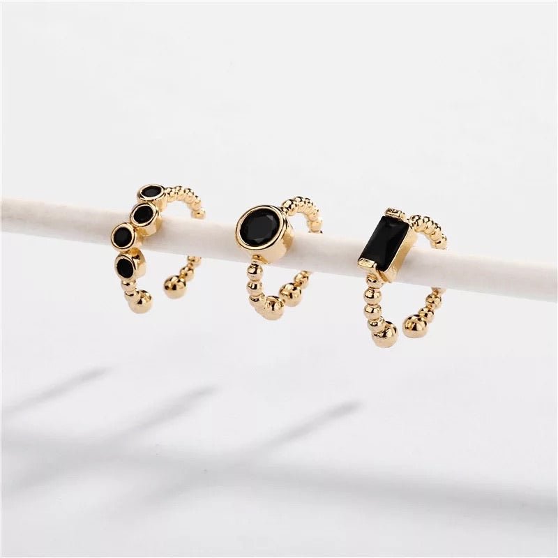 Set di tre ear cuffs “Positano” gold con pietre nere - 333HOPE333