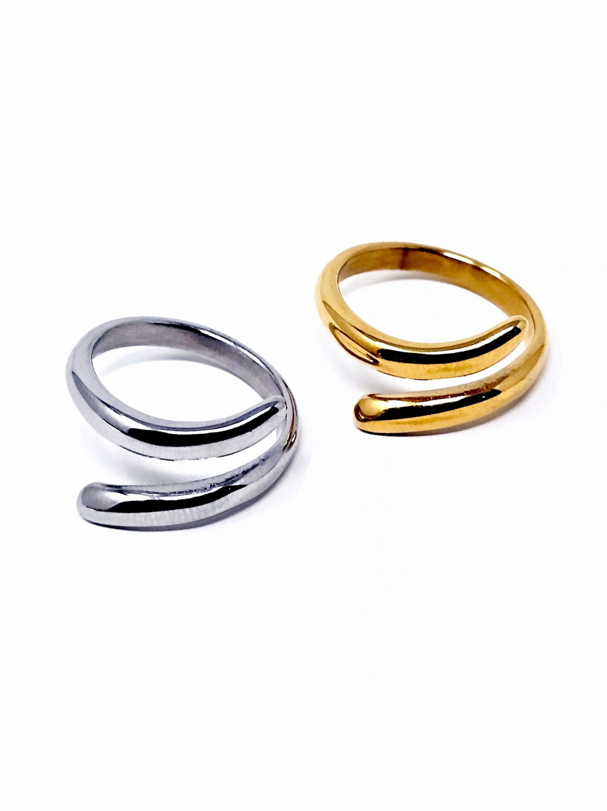 Anello  Regolabile "Virgola" Gold o Silver