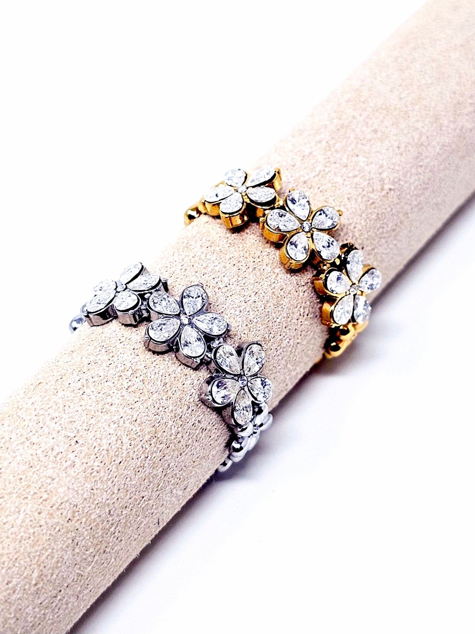 Anello Regolabile "Marghe" Silver o Gold o Gold con Pietre Multicolor - 333HOPE333