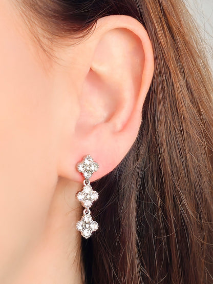 Coppia di Orecchini "Flowers" Silver - 333HOPE333