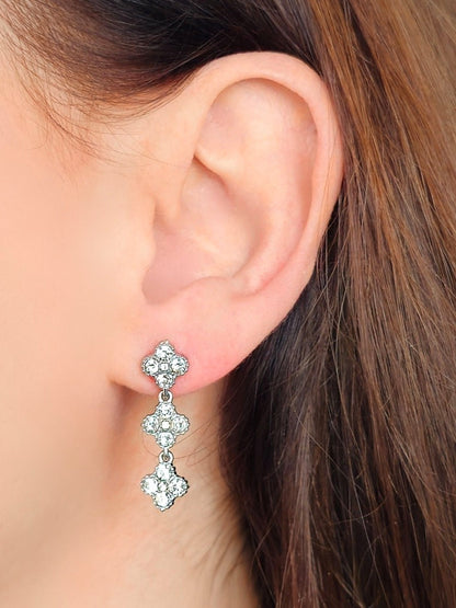 Coppia di Orecchini "Flowers" Silver - 333HOPE333